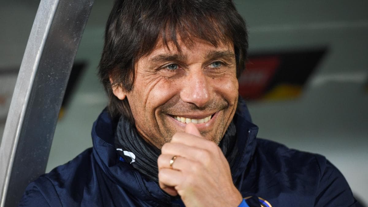 Conte et Naples à la croisée des chemins, la réunion de vérité approche