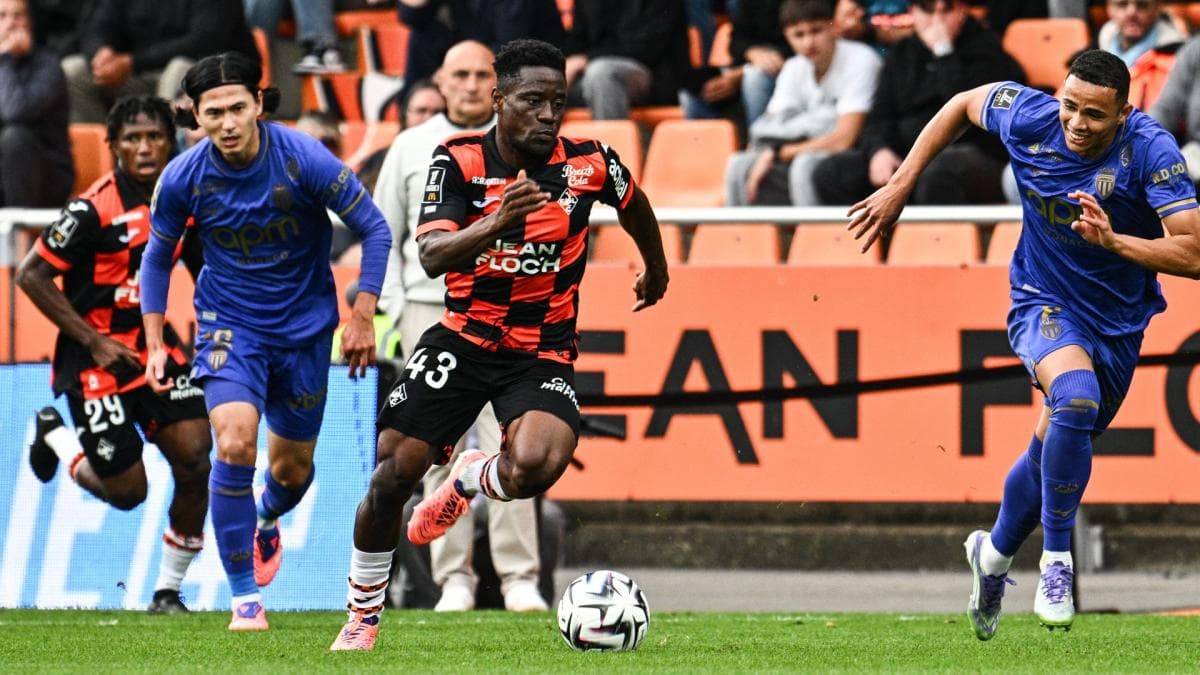 Arsène Kouassi, le latéral de Lorient qui fait saliver l'Europe