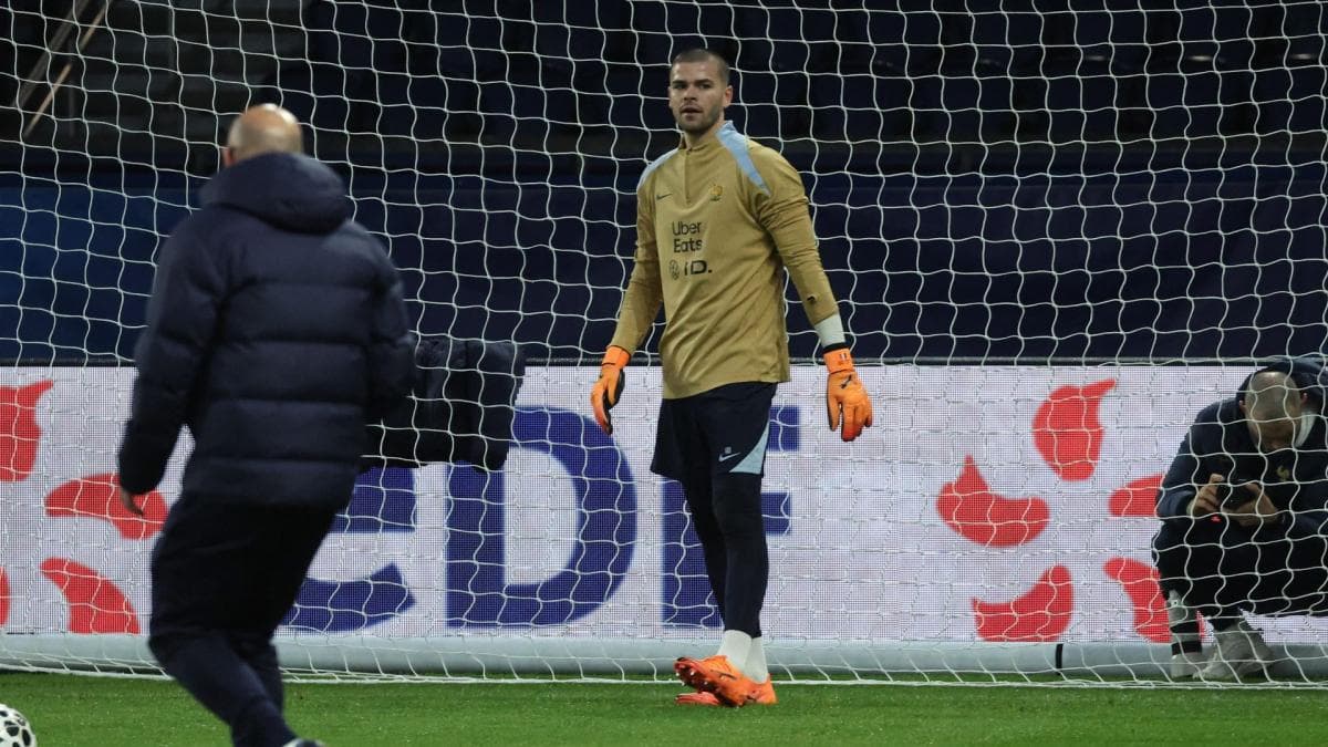 EdF : Lucas Chevalier rétrogradé dans la hiérarchie des gardiens