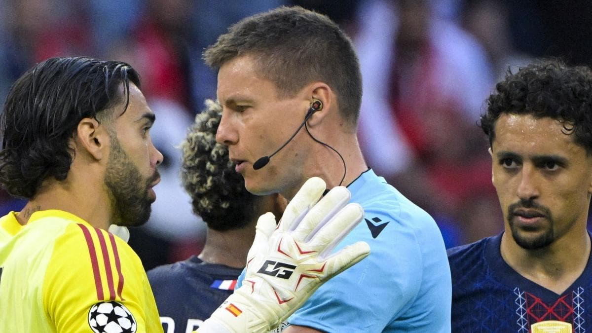 L'UEFA reconnaît son erreur arbitrale pour la finale PSG-Arsenal