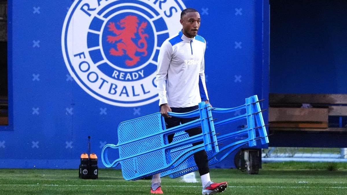 OM : le prêt cauchemar de Derek Cornelius aux Rangers