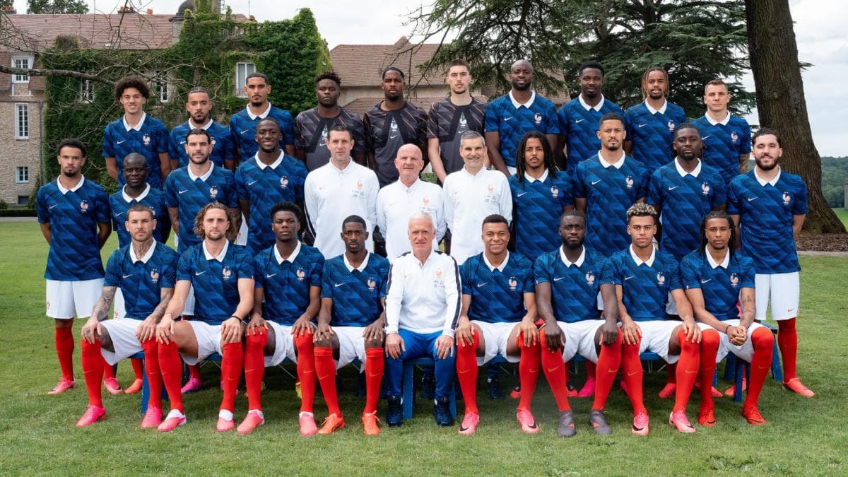 Les ultras bleus investissent Times Square pour la Coupe du monde