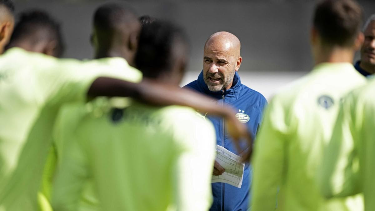 PSV Eindhoven champion des Pays-Bas pour la troisième fois de suite