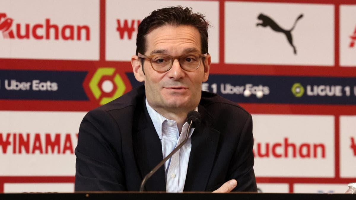 Lens-PSG : Oughourlian tacle le PSG sur le report du match