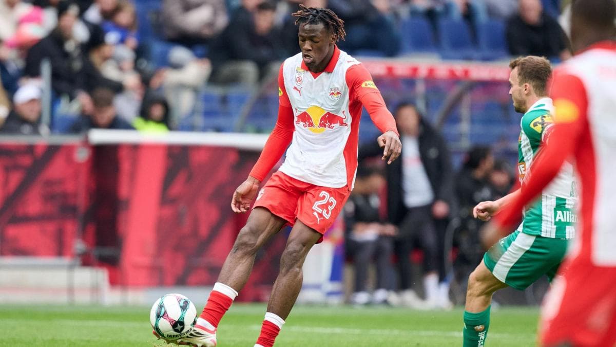 Dortmund relance Gadou, le pari du renouveau défensif