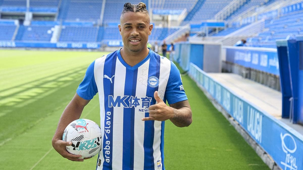 Mariano Díaz introuvable : le naufrage silencieux à Alavés