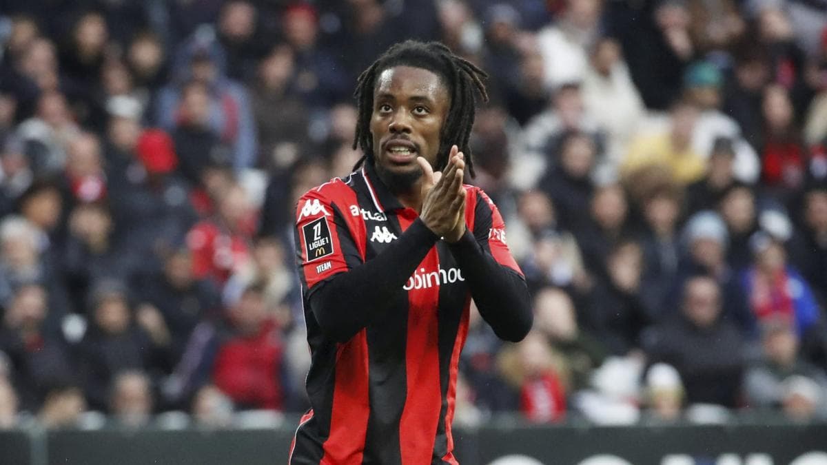 Nice défie la LFP sur le calendrier de son barrage contre Saint-Étienne