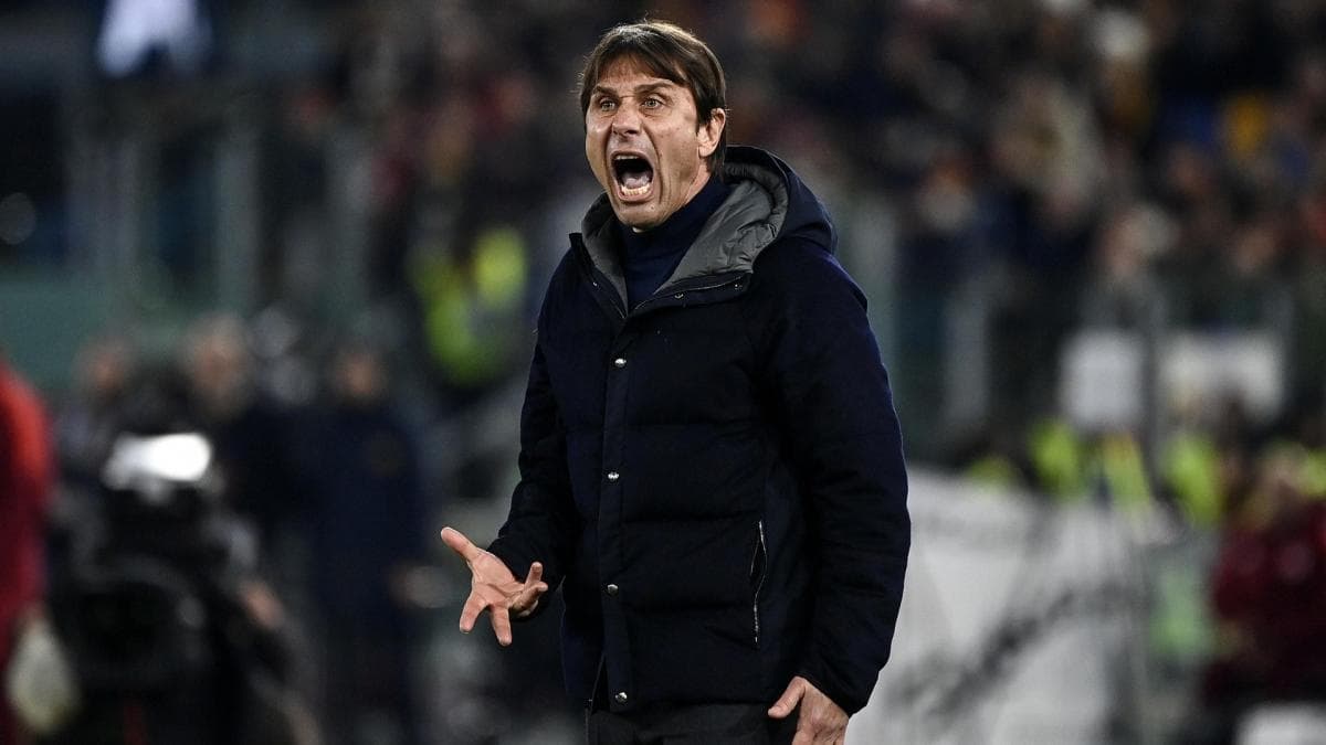 Naples s'effondre à domicile contre la Lazio en Serie A