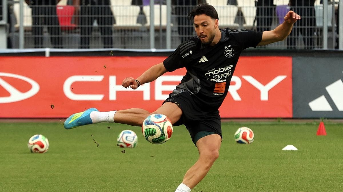 Bensebaïni disponible pour le choc Algérie-Argentine