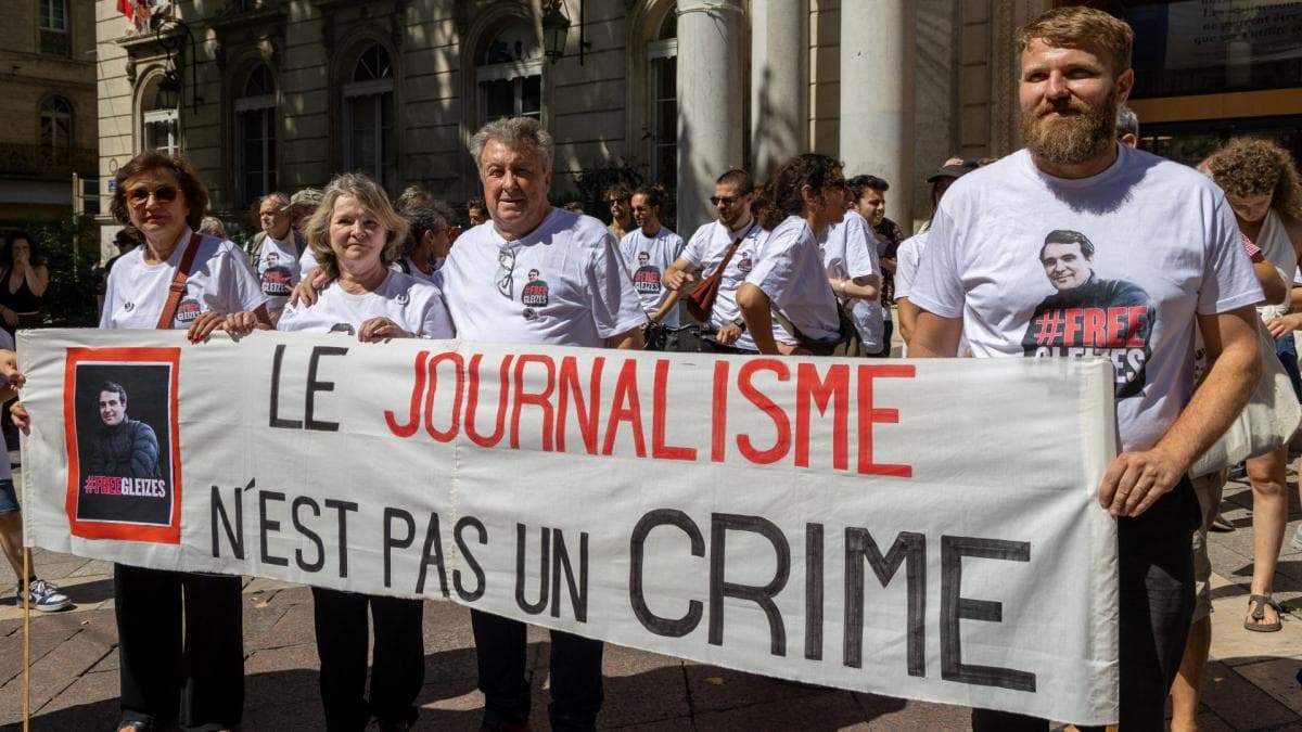 Gleizes en Algérie - le football français en première ligne diplomatique