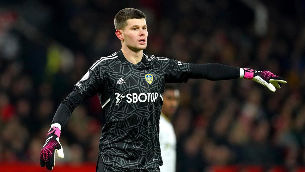 Meslier écarté : le portier français fantôme à Leeds