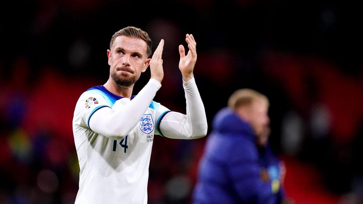 Henderson sort sur brancard, l'Angleterre amputée avant la finale