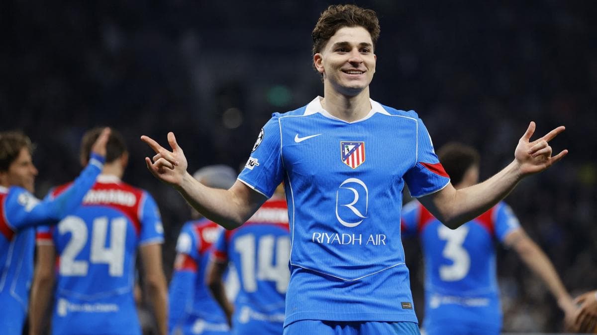 PSG Julian Alvarez une offensive parisienne qui prend forme