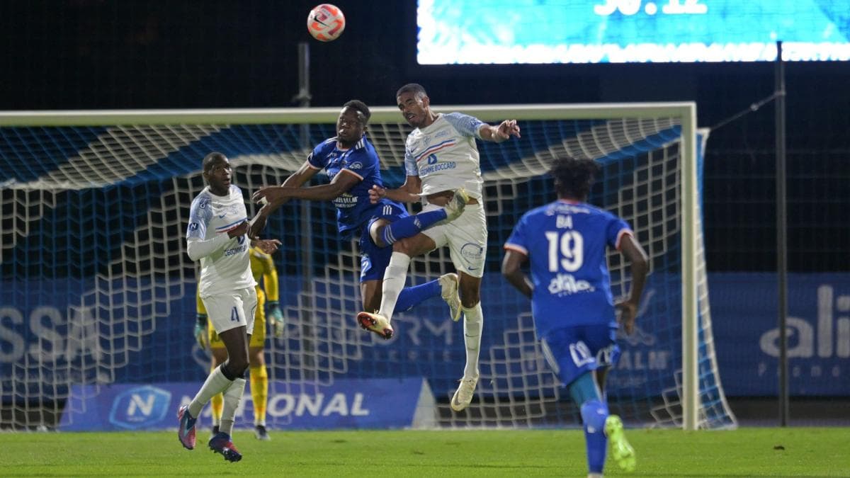 Bourg-Péronnas : le lob de 50 mètres de Meyer affole la National