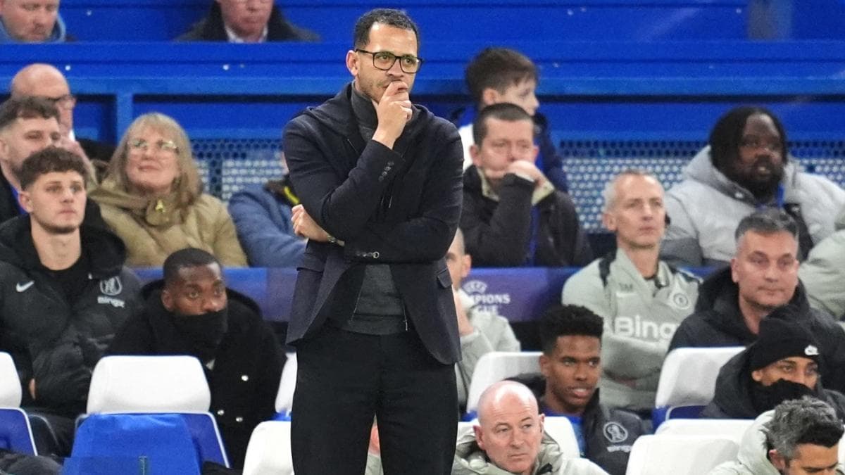 Chelsea : Rosenior prend position dans l'affaire Pedro Neto