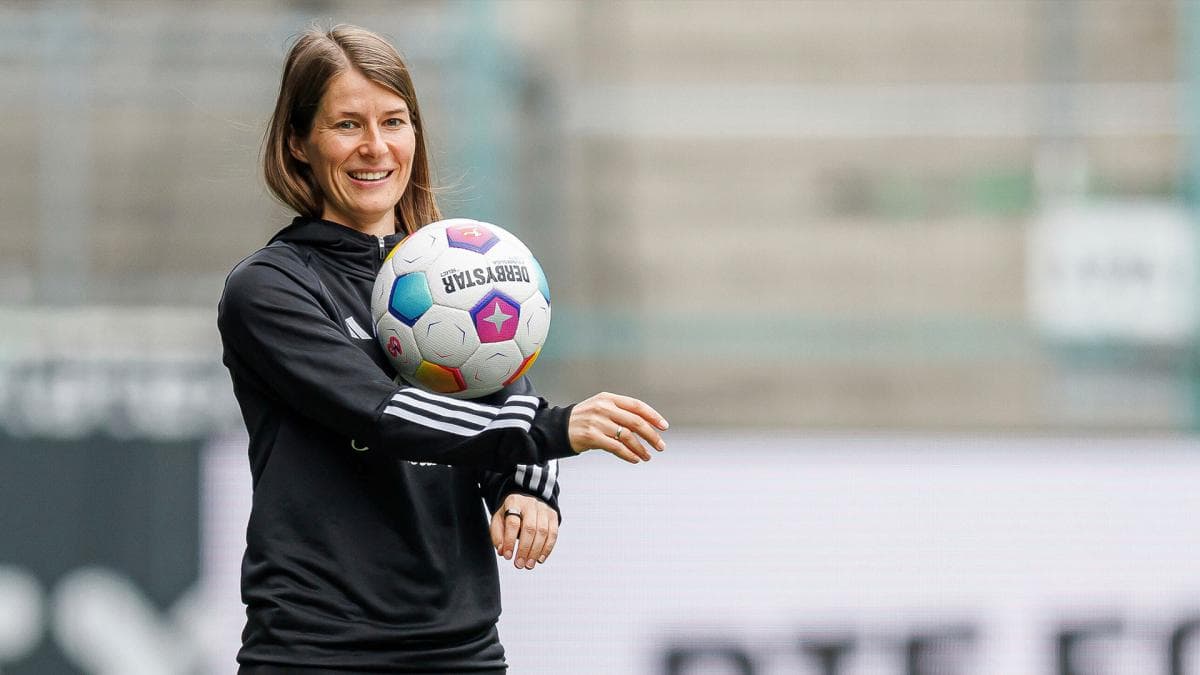 Marie-Louise Eta, la femme qui bouleverse le football européen