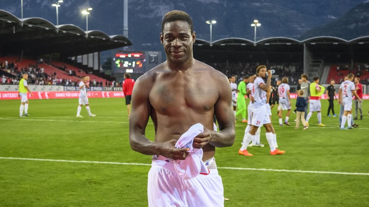 Balotelli coincé en Italie : la crise avec Al Ittifaq s'emballe