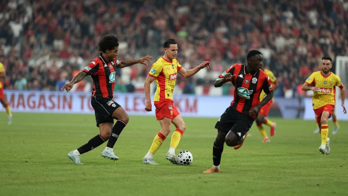 Lens explose Nice et écrit l'histoire en soulevant la Coupe de France