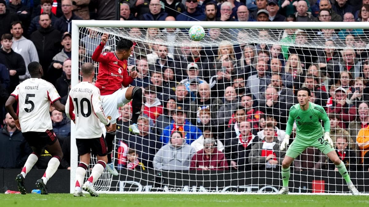 Manchester United renverse Liverpool et scelle son retour en Ligue des Champions