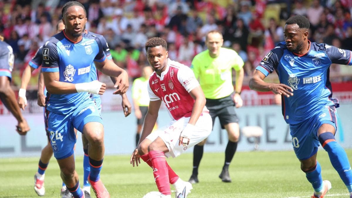 Monaco tenu en échec par Auxerre, un nul qui interroge