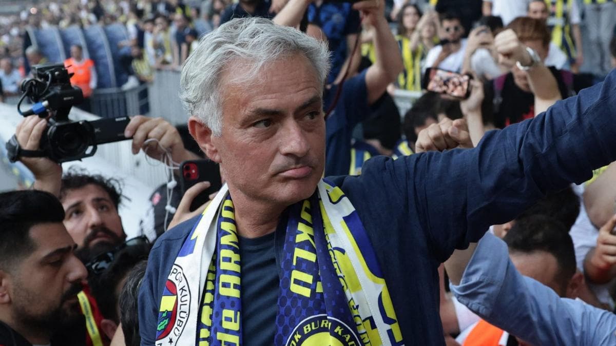 Nico Paz, le dilemme madrilène que Mourinho pourrait trancher