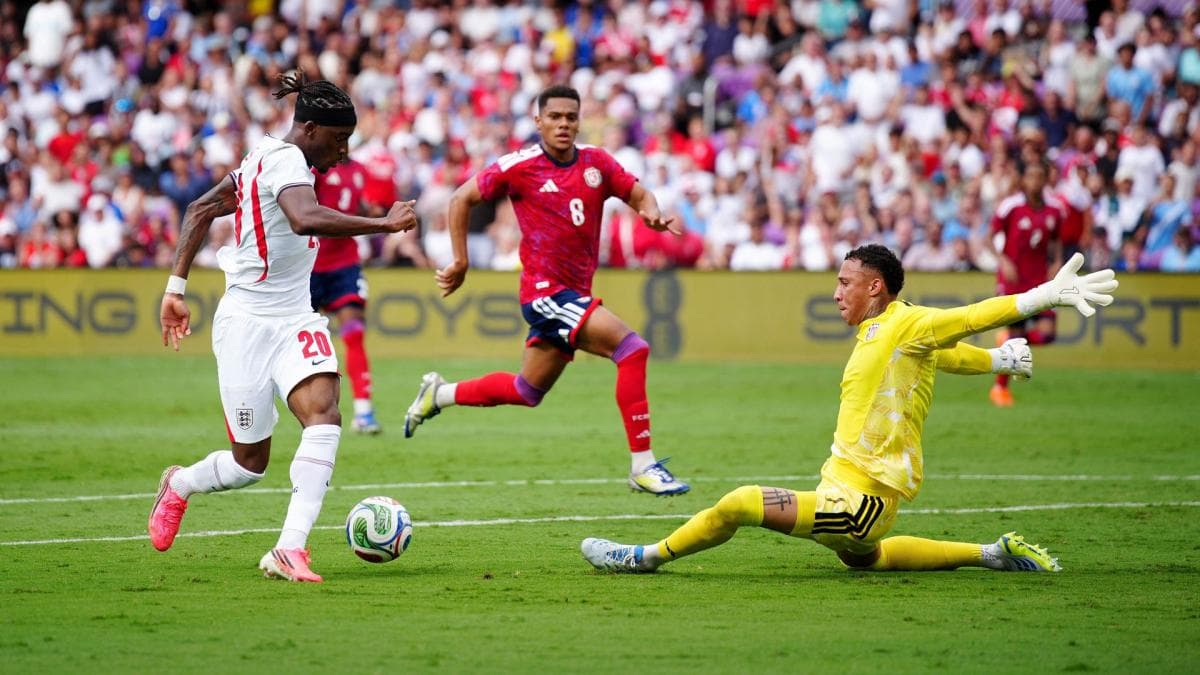 Madueke enfonce le clou - l'Angleterre se demande quand il va enfin scorer