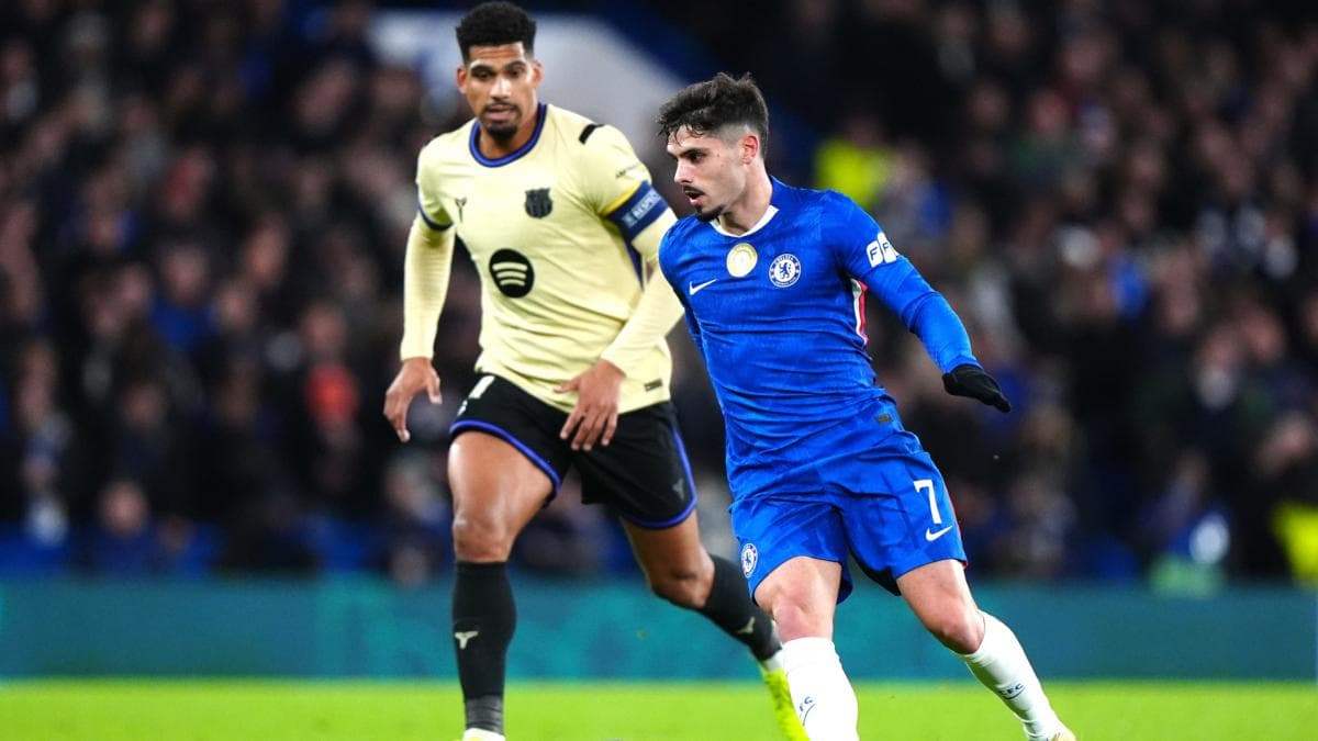 LdC : PSG écrase Chelsea 5-2, Pedro Neto au cœur de la polémique