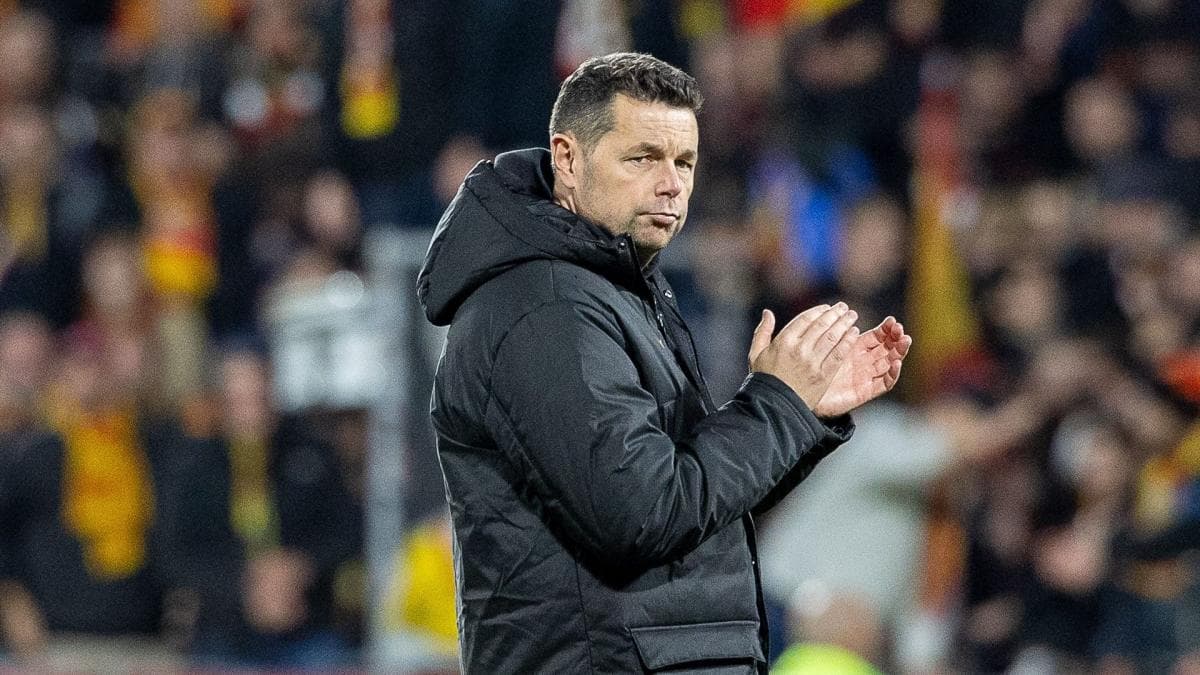RC Lens : Pierre Sage sonne la révolte après la défaite à Lorient