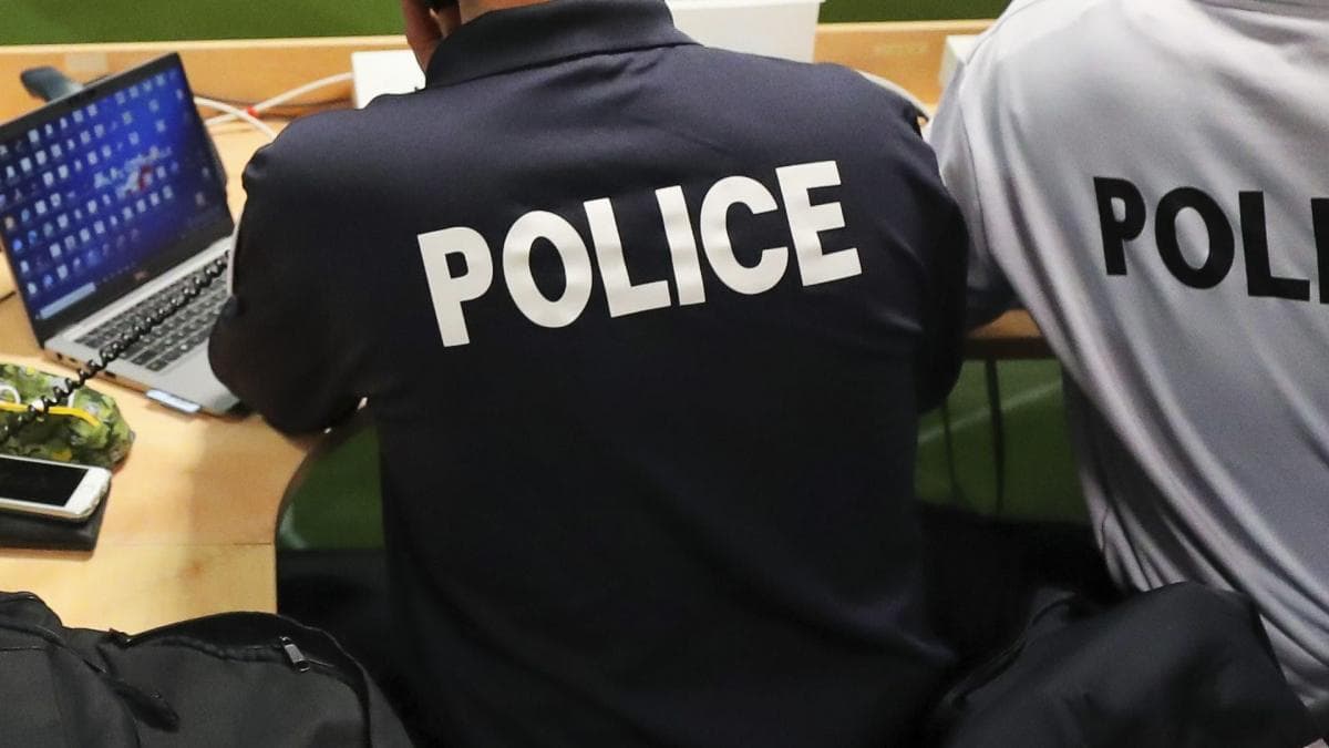 Un flic ivre braque des supporters du PSG, la LdC vire au cauchemar