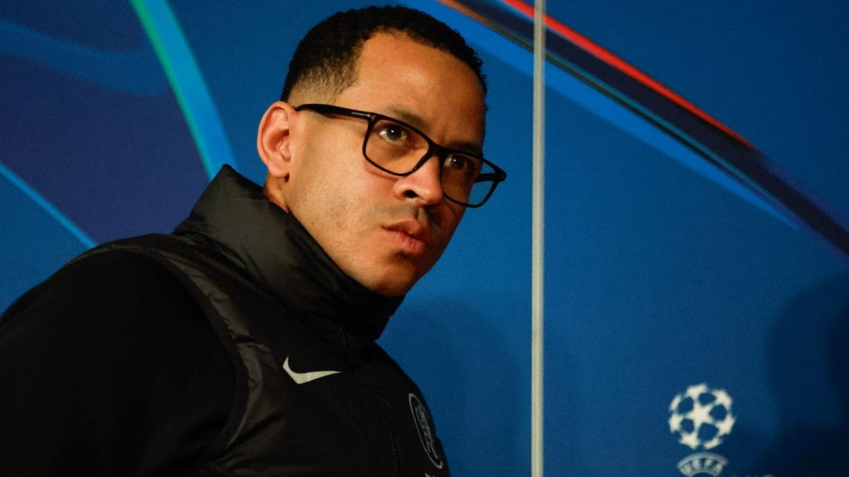Chelsea vs PSG : Rosenior lance un avertissement avant le retour
