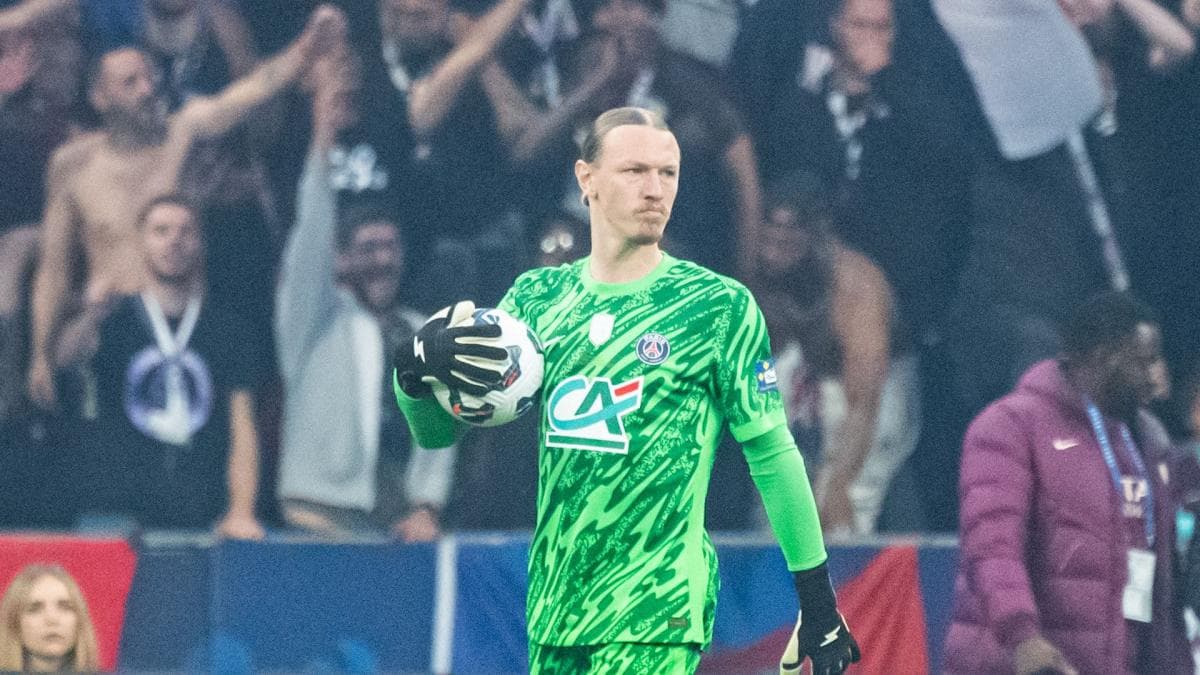PSG champion d'Europe - Safonov confirmé dans les buts pour la quête continentale