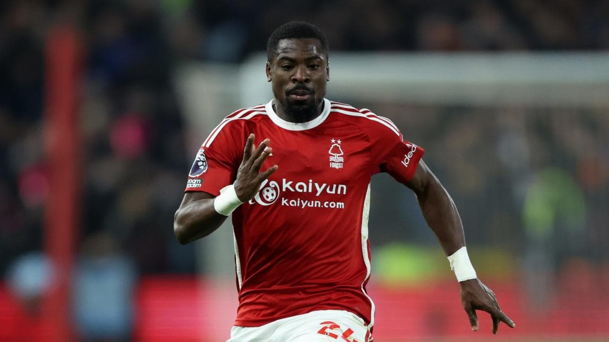 Aurier fait tomber Arsenal en finale, le PSG respire enfin
