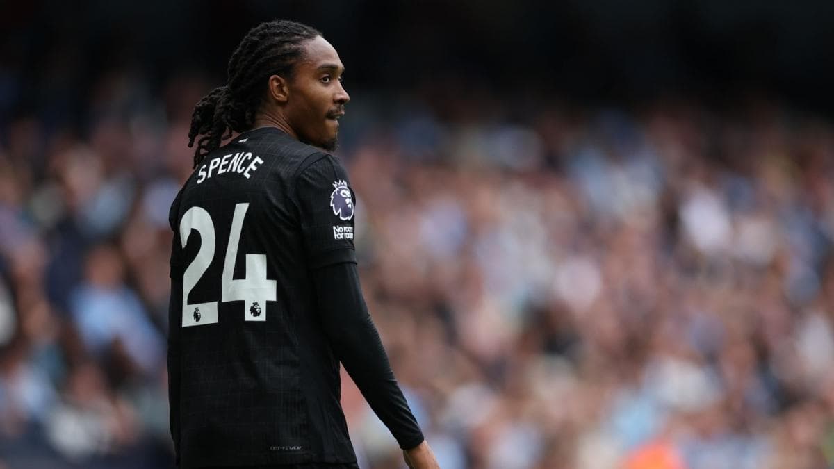 Tottenham se déchaîne sur la débâcle d'Arsenal face au PSG