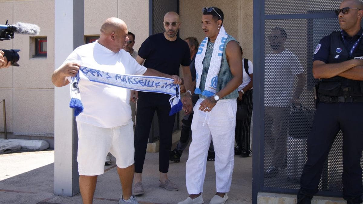 OM - le coup de tonnerre des salariés contre Bob Tahri