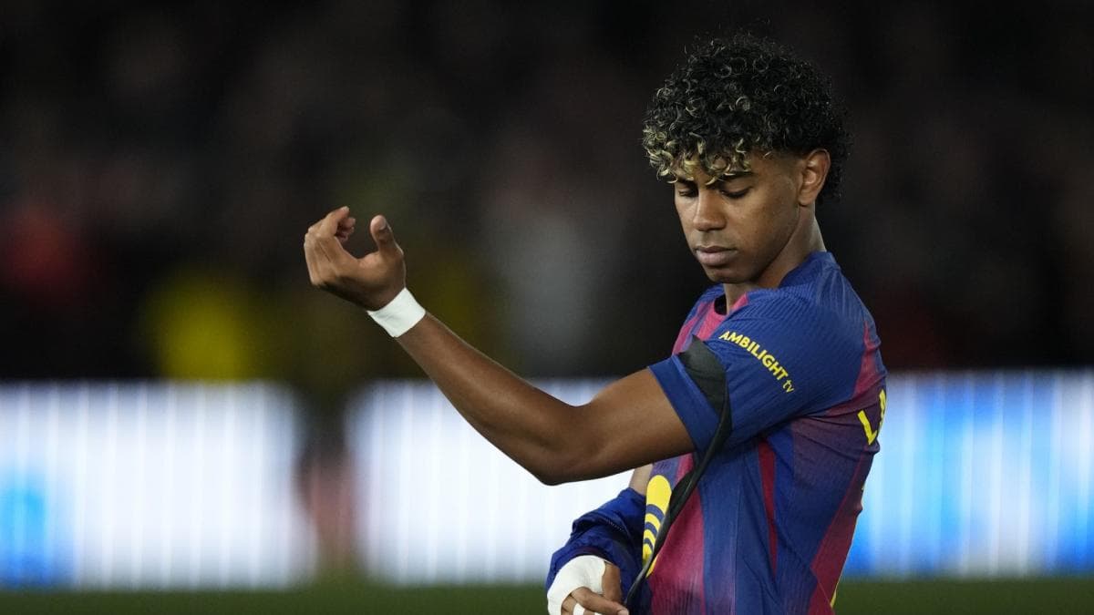 Yamal marque et se blesse sur le même penalty face au Celta