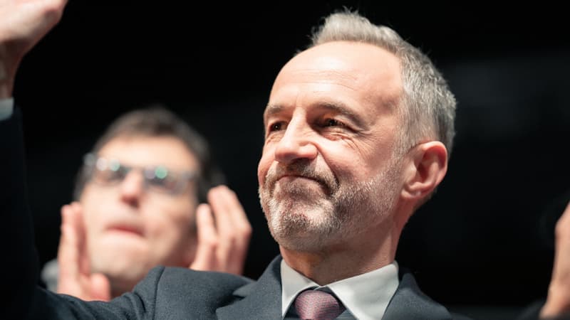 Le nouveau maire de Paris veut renouer avec le PSG et régler l'avenir du Parc des Princes